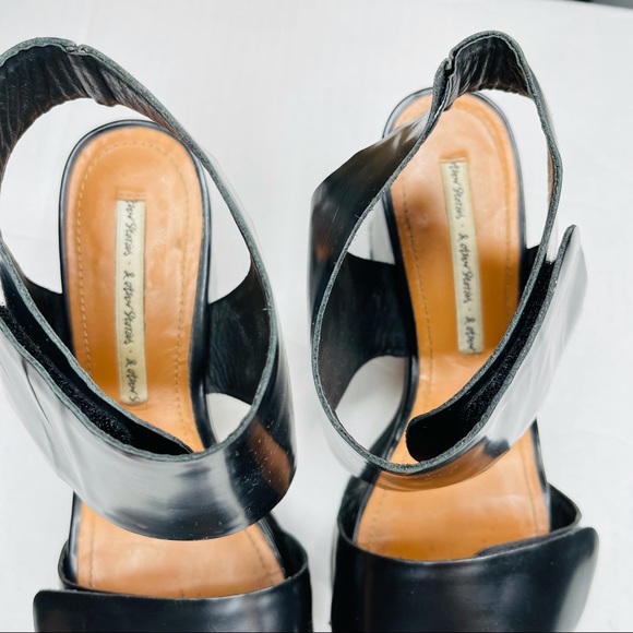 & OTHER STORIES black Velcro strap block heels - Picture 5 of 9